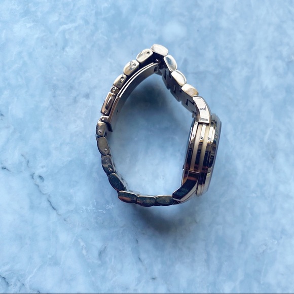 Michael Kors Rose Gold Plated Stainless Watch - Picture 2 of 7